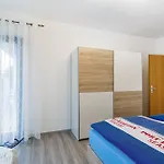 Astrid Apartment *